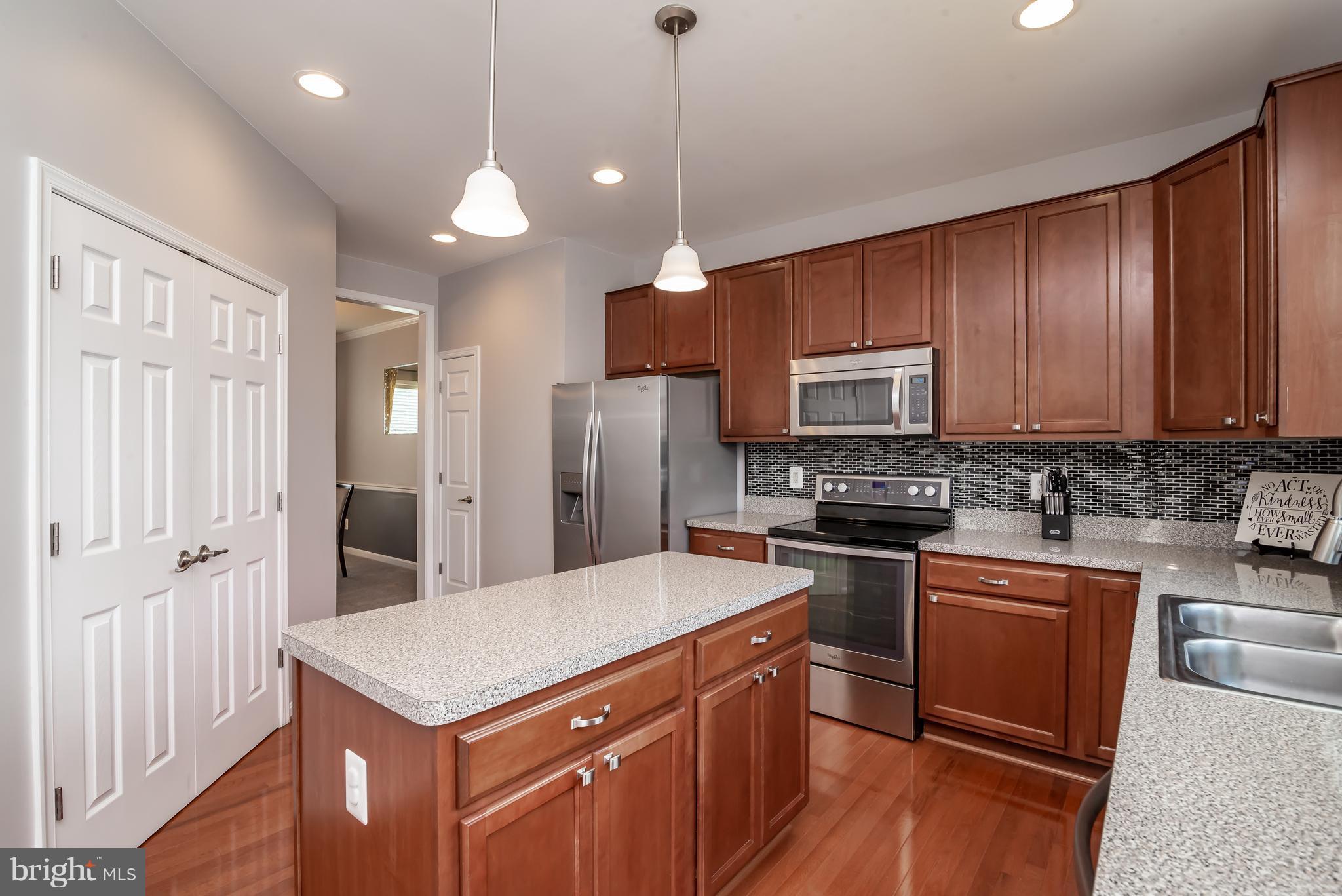 LADYSMITH VILLAGE - Residential