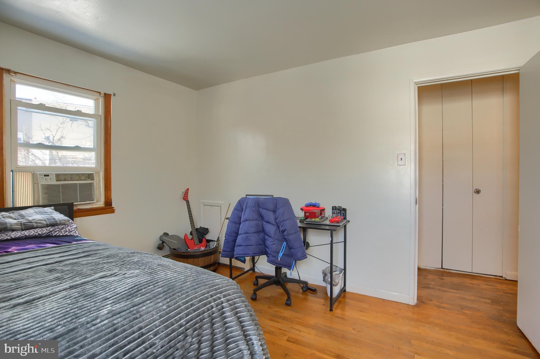 RIDLEY PARK - Residential