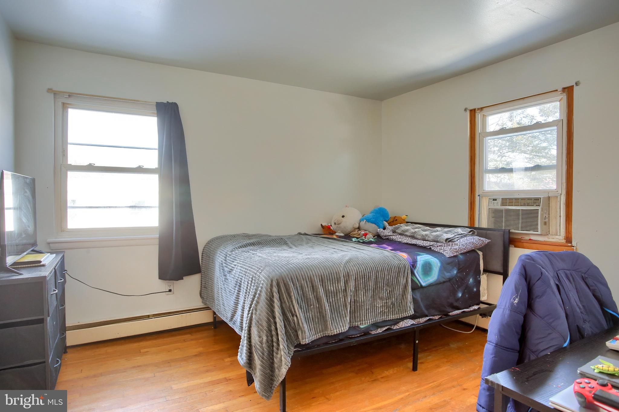 RIDLEY PARK - Residential