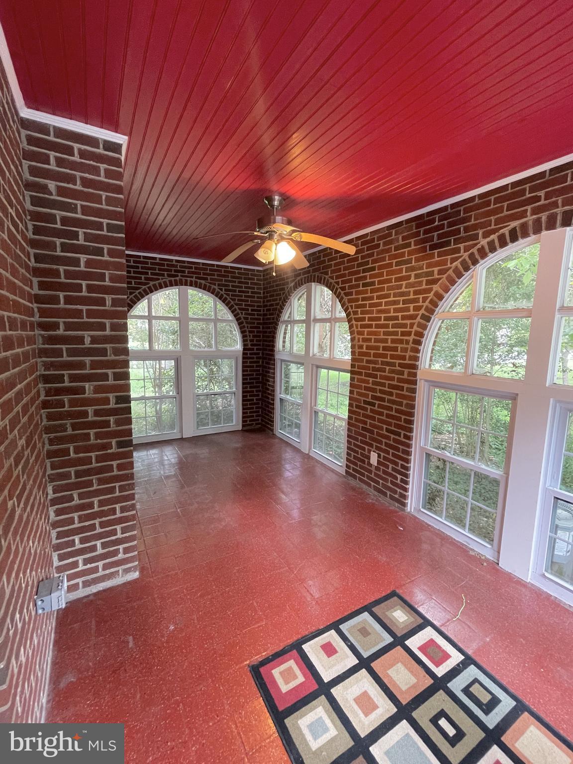 ANNABURG - Residential Lease