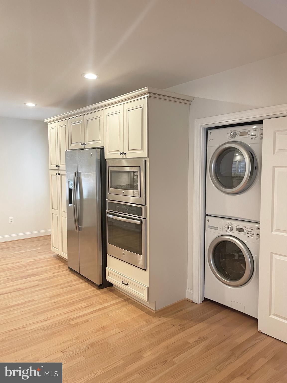 ANNABURG - Residential Lease