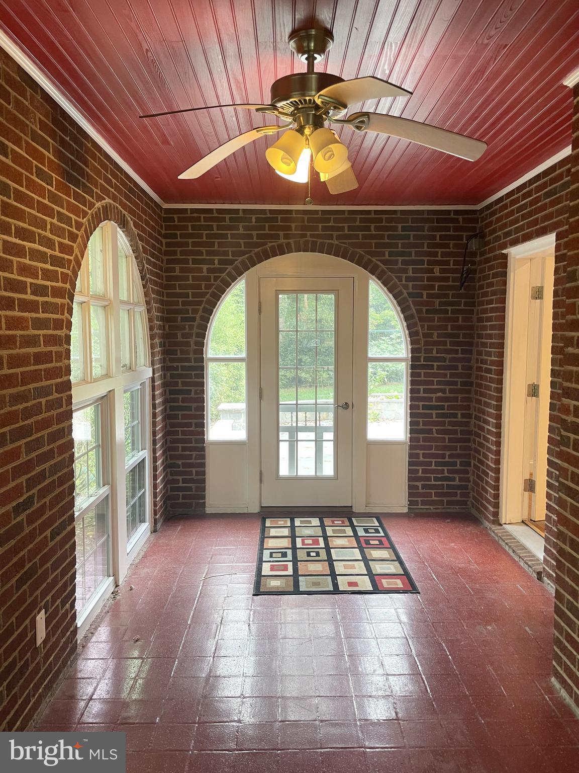 ANNABURG - Residential Lease