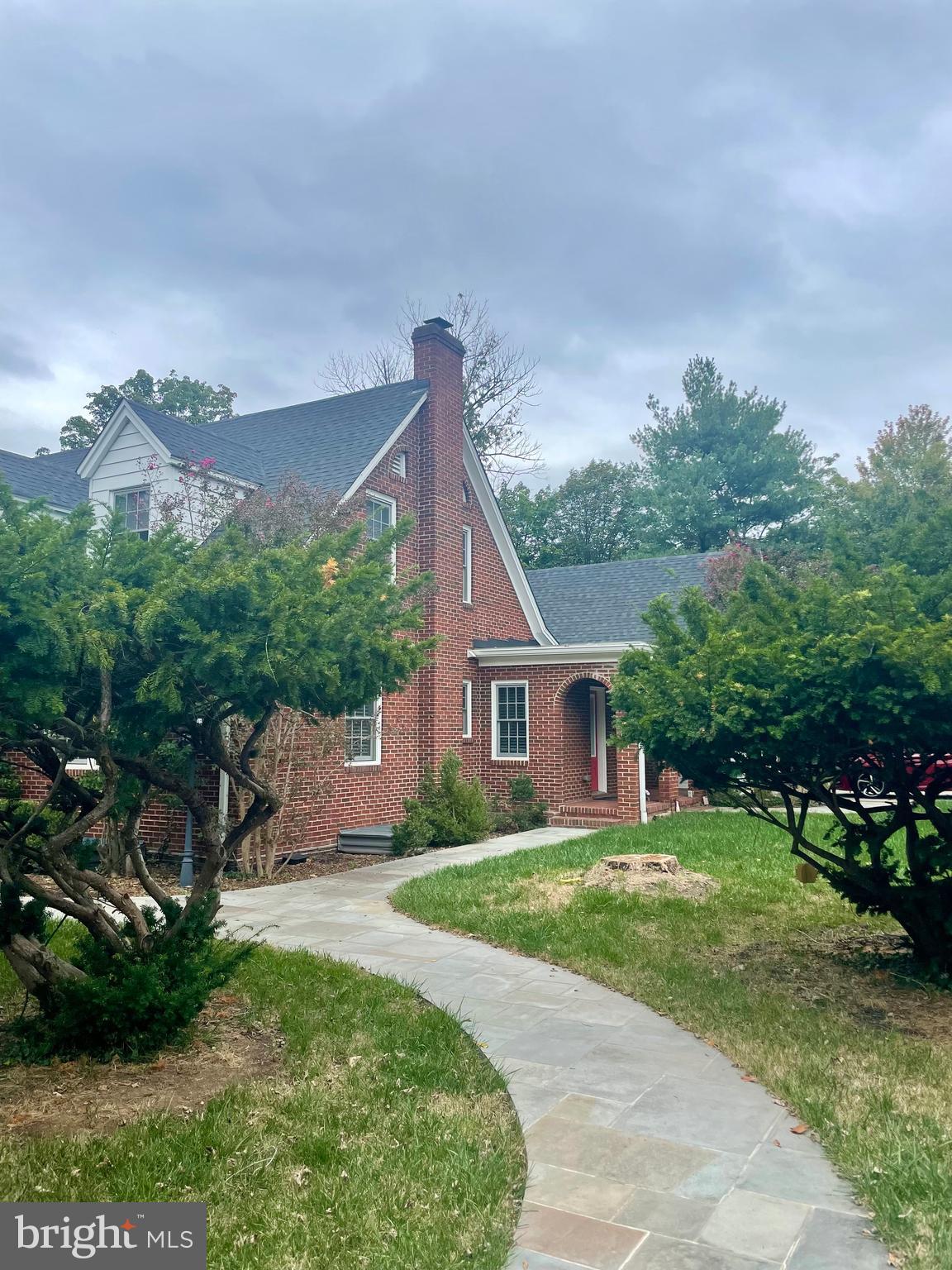 ANNABURG - Residential Lease