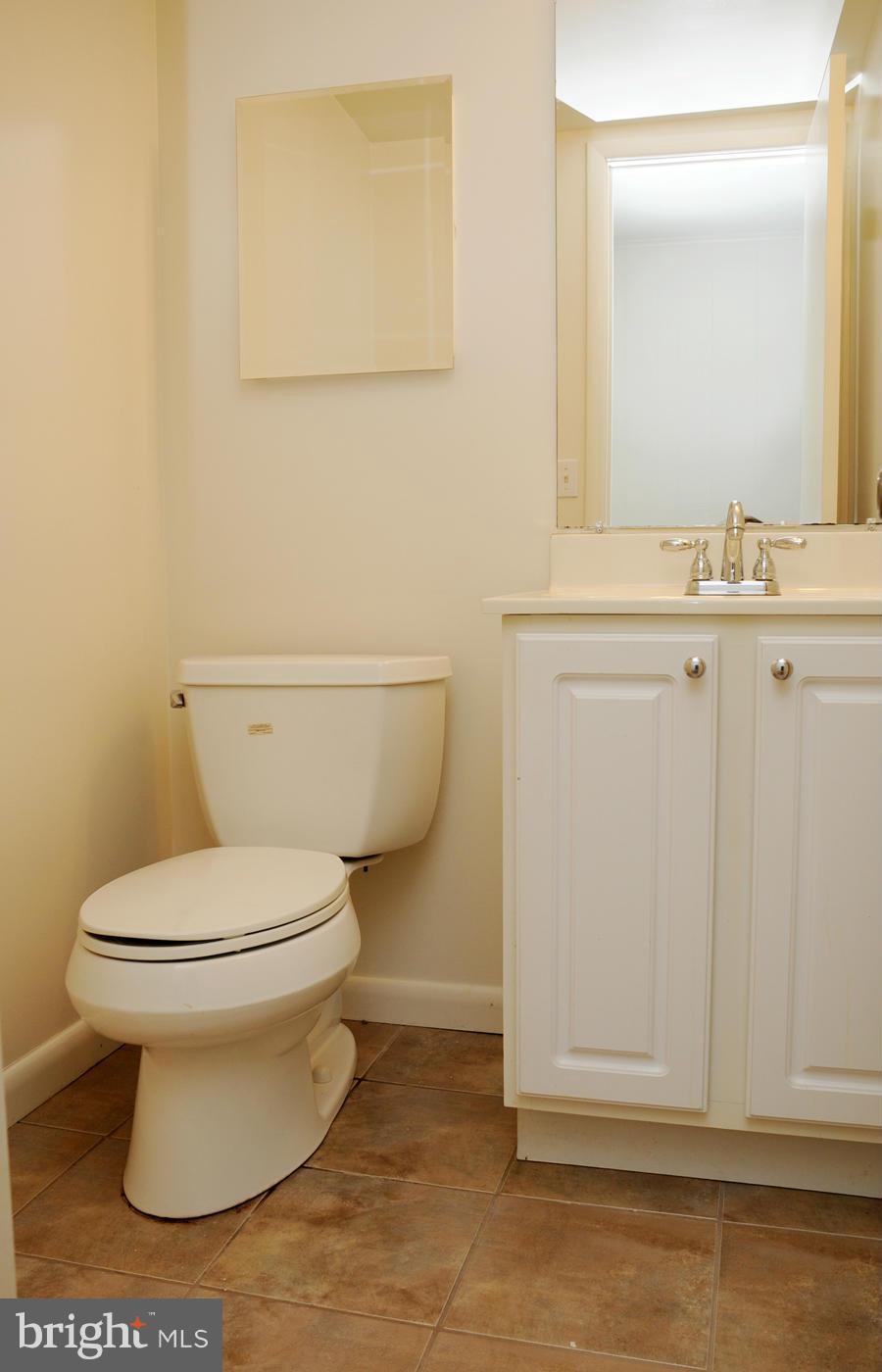 TOWN CENTER - Residential Lease