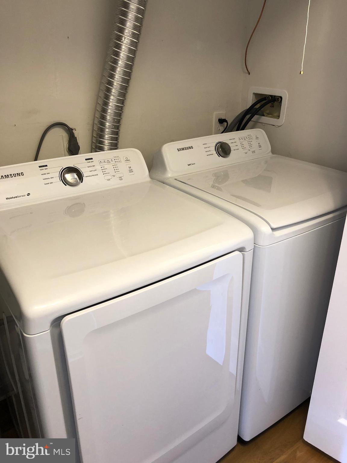 LANDOVER - Residential