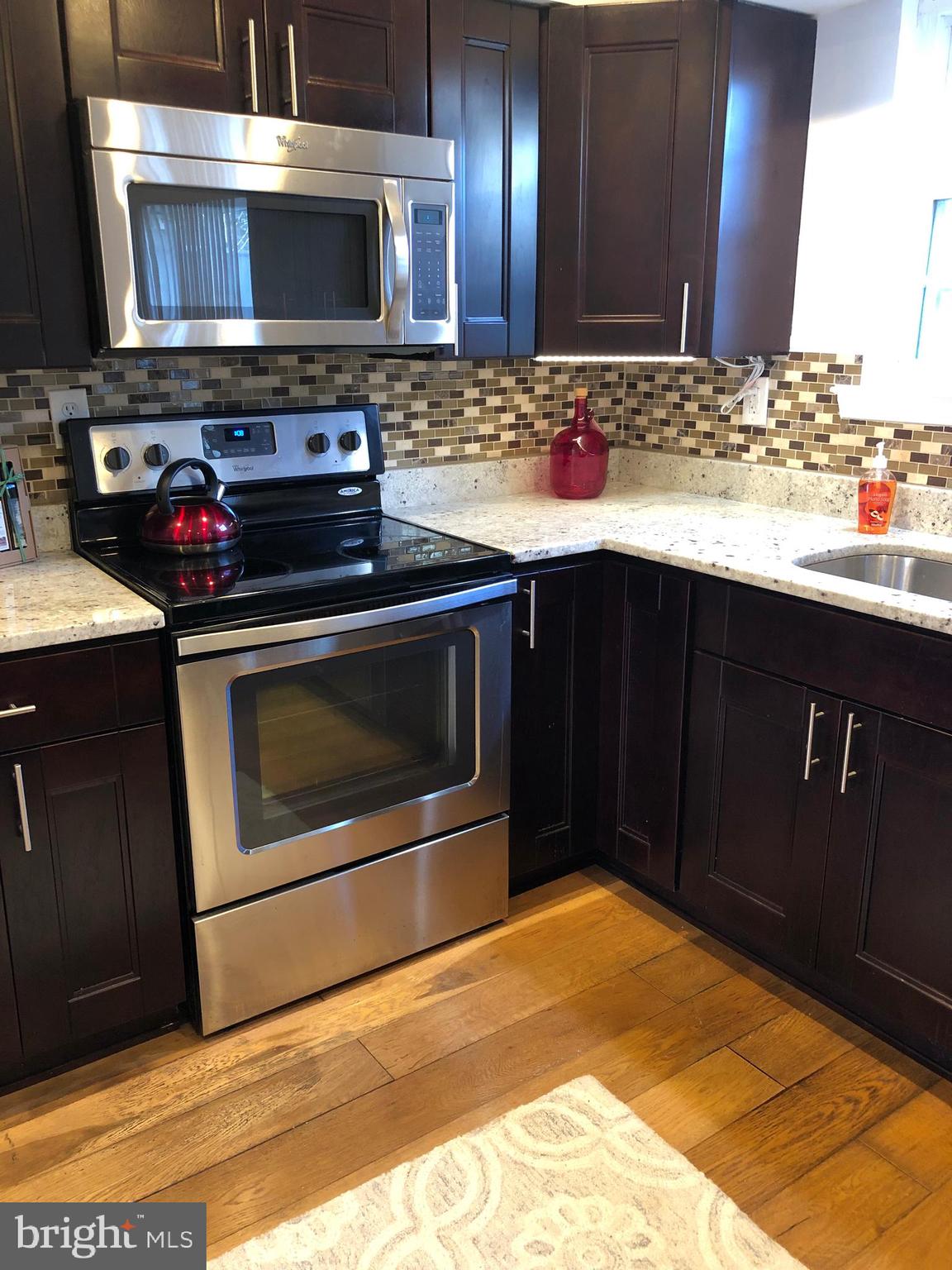 LANDOVER - Residential