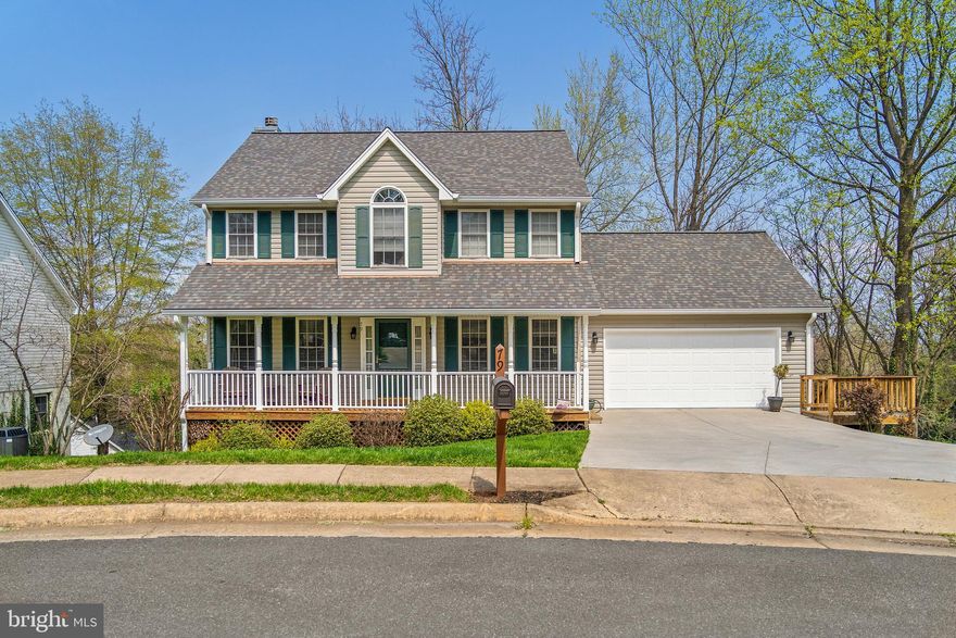 Three finished levels of perfection!  This immaculate home has something for every member of the family.  Main level has flowing floor plan with small living room (perfect for home office), dining room and family room off the kitchen, creating an open entertaining space.  Upper level has 3 bedrooms, including an expansive master suite, and adorable home office space.  The lower level has an additional bathroom, rec room, storage and opens to a beautiful screened porch, perfect for alfresco dining.  The possibilities are endless for the bonus space under the garage which could easily be finished as living space, in-home gym,  workshop or more.  Enjoy outdoor living on the covered front porch, expansive deck or screened porch, overlooking a private back yard with the feel of a country setting.  This home offers serene living in a cul-de-sac setting, just outside of Old Town Warrenton,  total privacy  in the back and opportunity to work from home with high speed cable internet!  Homeowners have recently replaced the ROOF, APPLIANCES, WATER HEATER & HVAC.