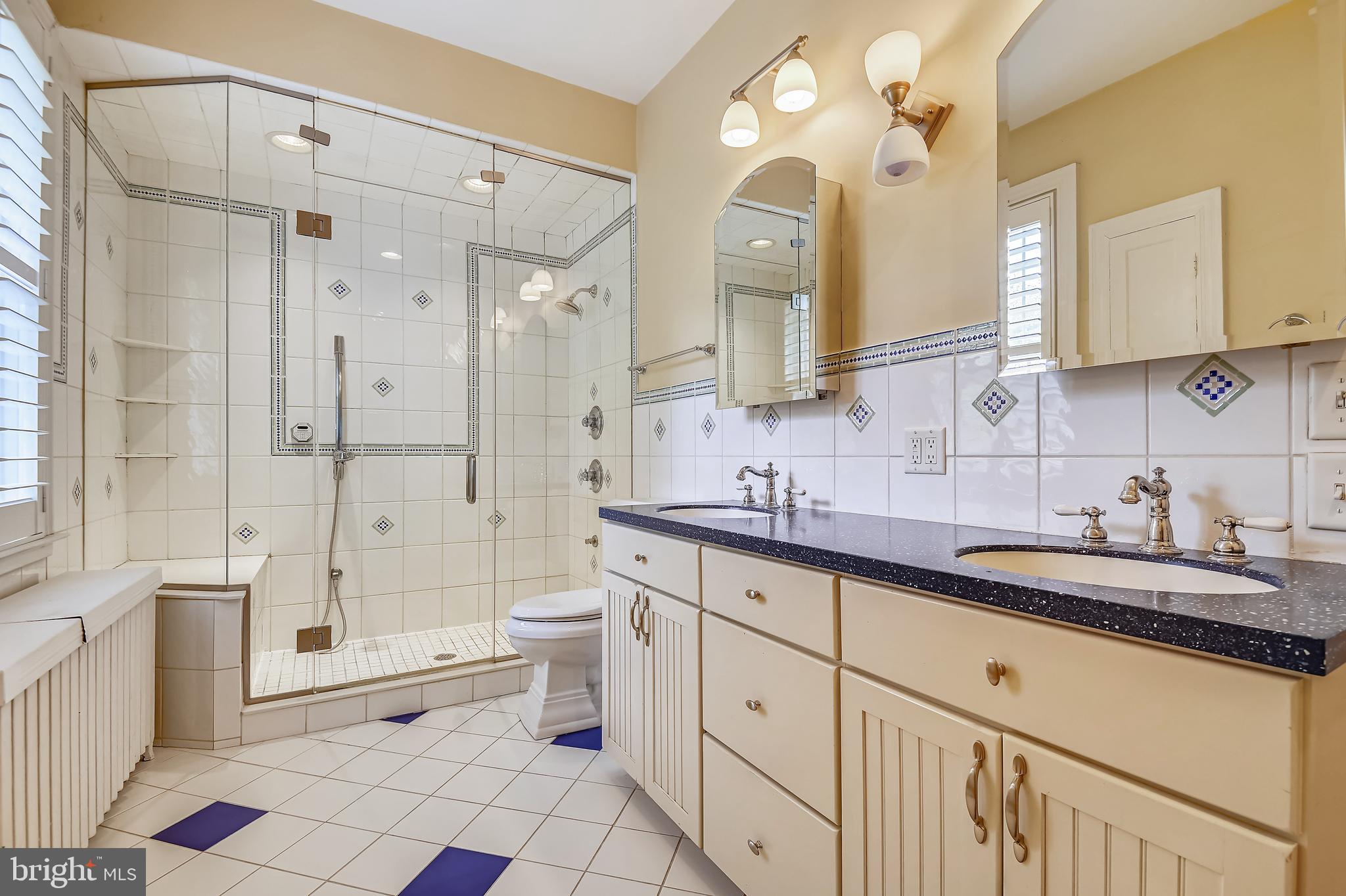 RUXTON - Residential