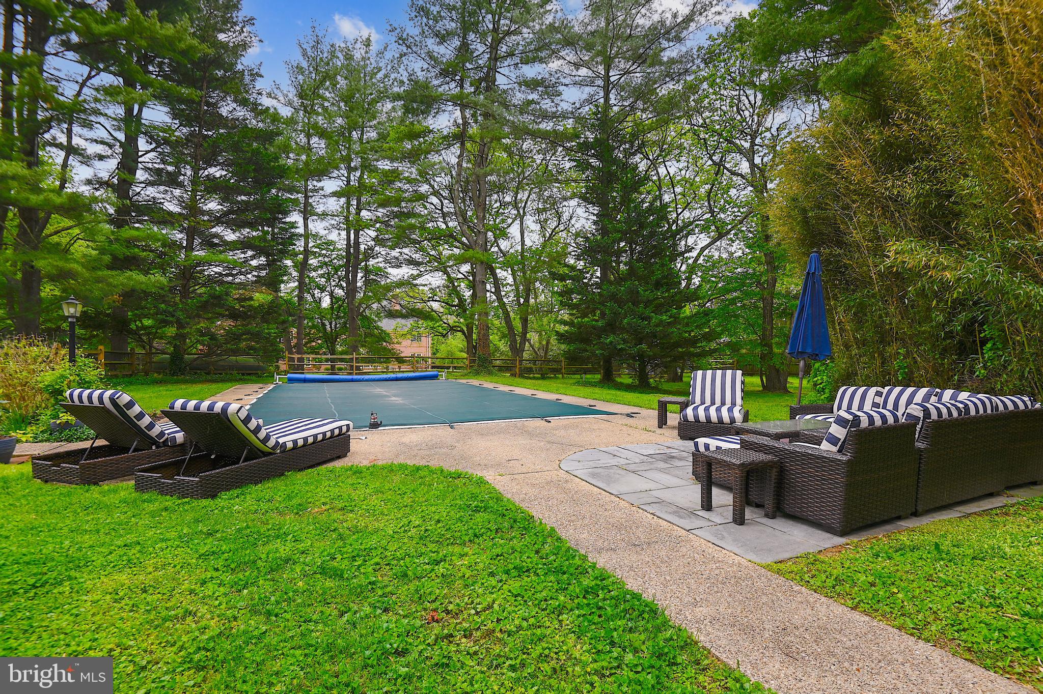 RUXTON - Residential