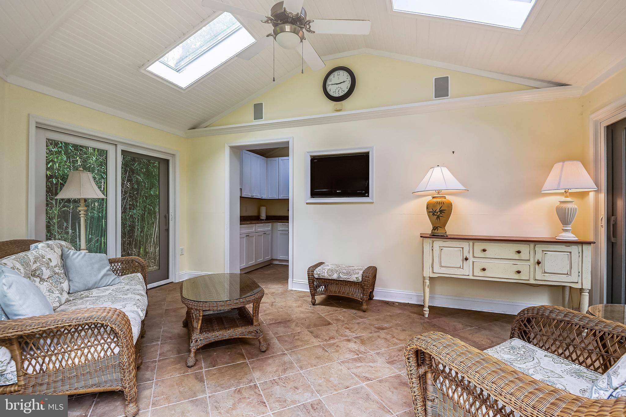 RUXTON - Residential