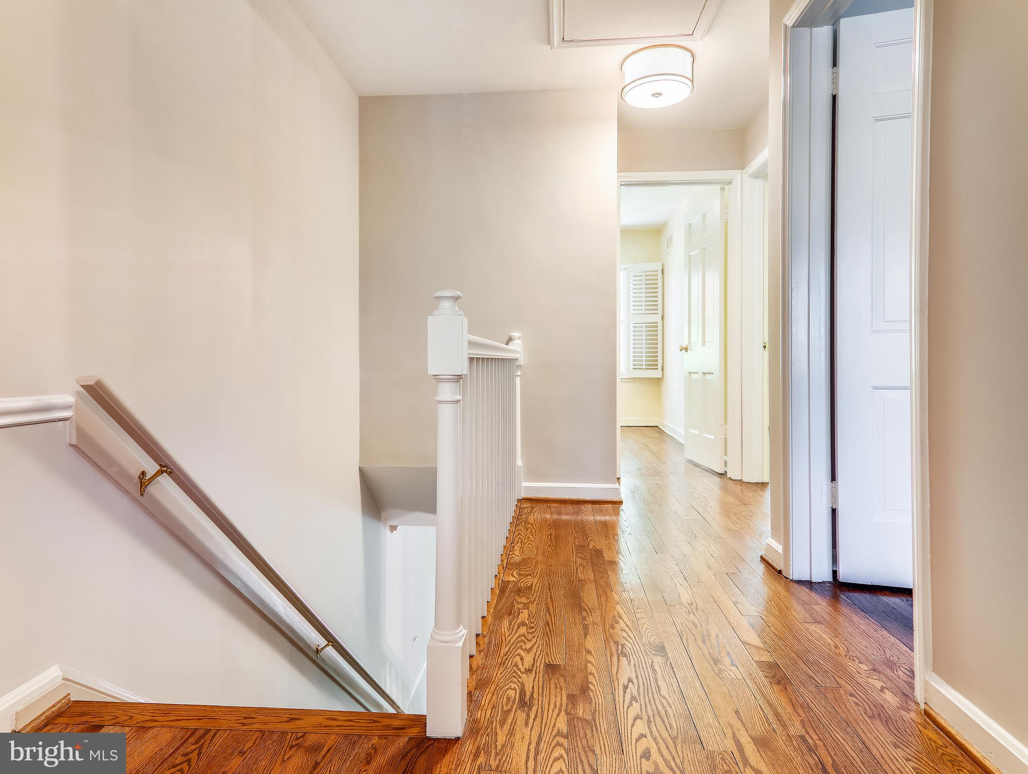 YATES GARDENS - Residential Lease