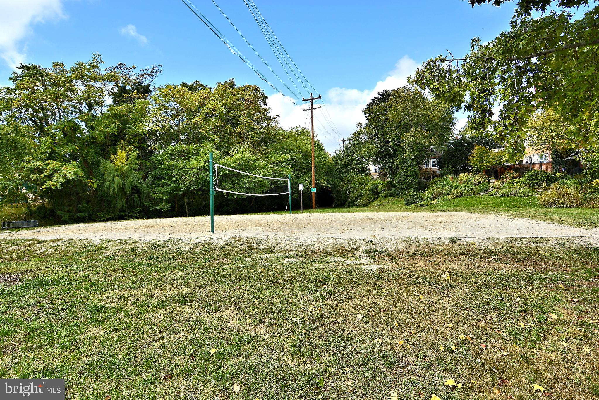 YATES GARDENS - Residential Lease