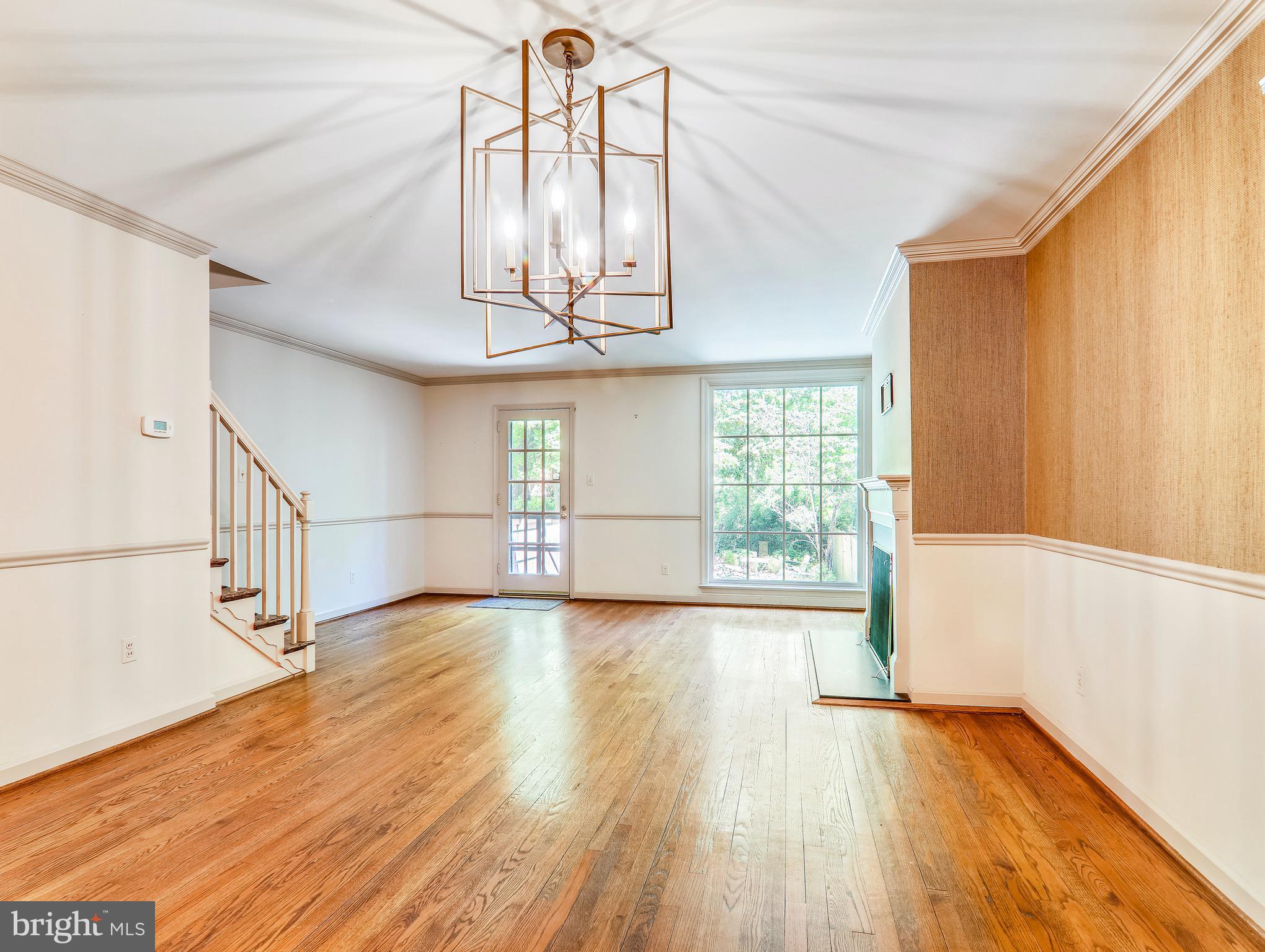 YATES GARDENS - Residential Lease