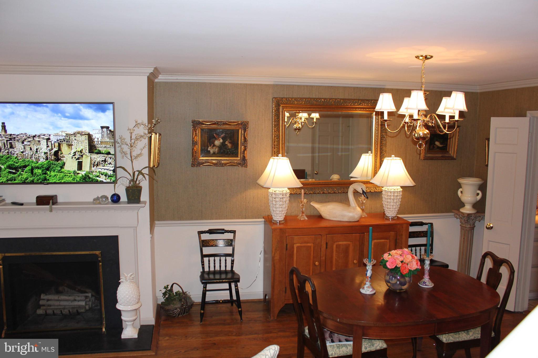 YATES GARDENS - Residential Lease