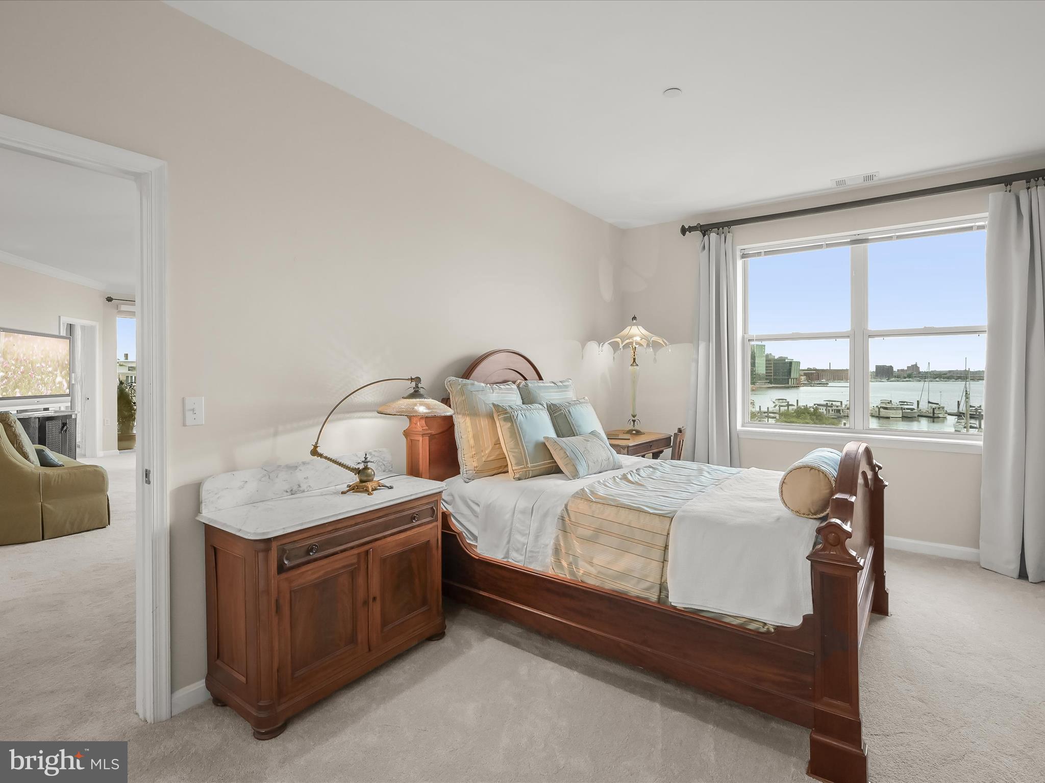 PIERSIDE AT HARBORVIEW - Residential