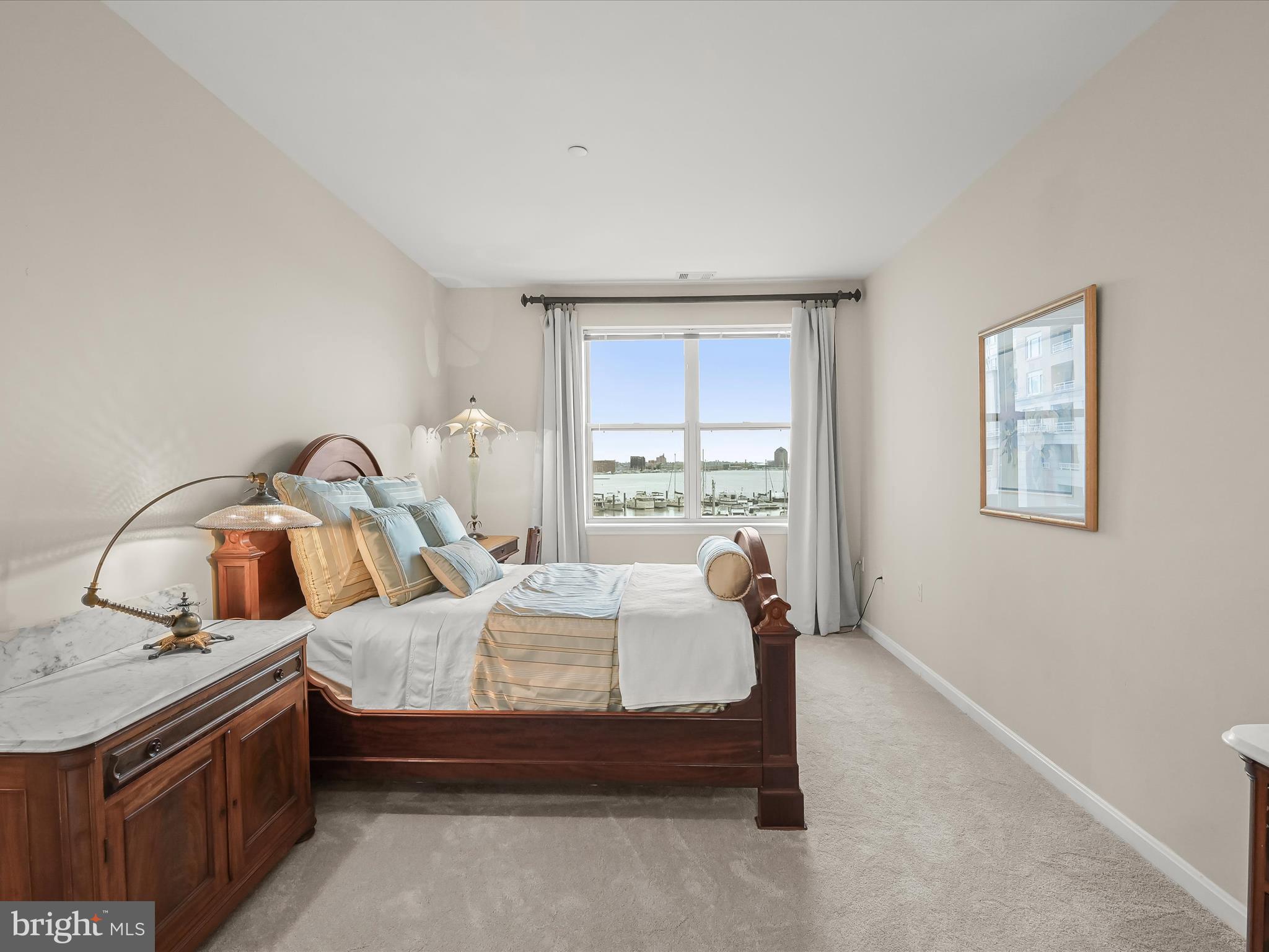 PIERSIDE AT HARBORVIEW - Residential