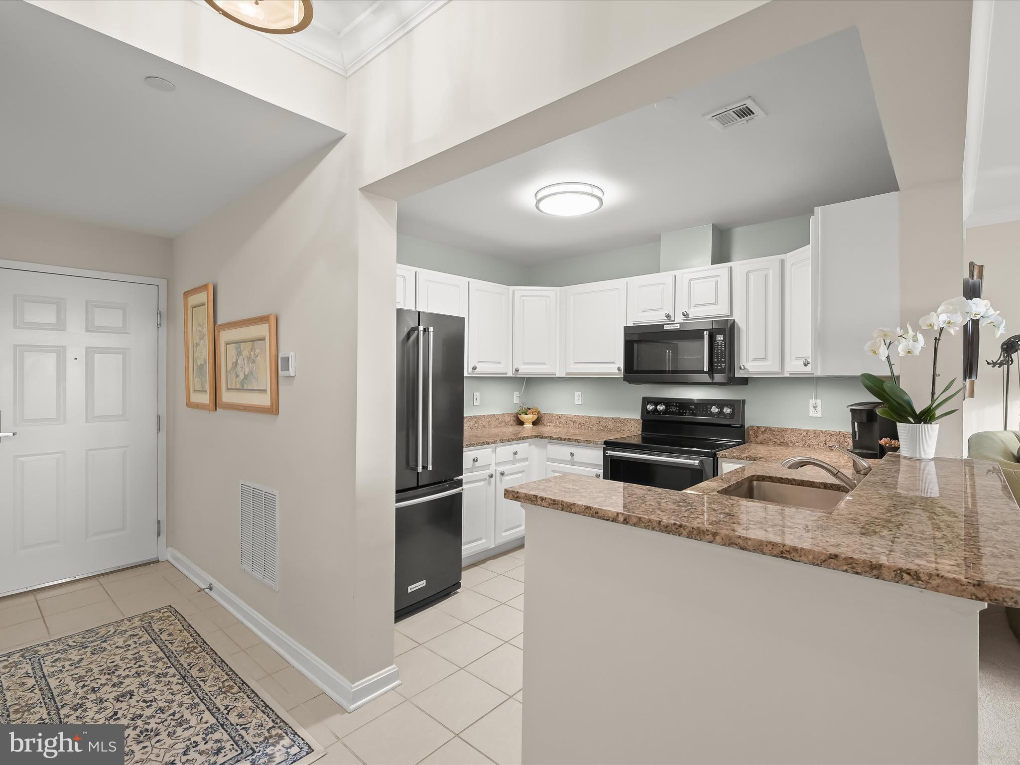 PIERSIDE AT HARBORVIEW - Residential