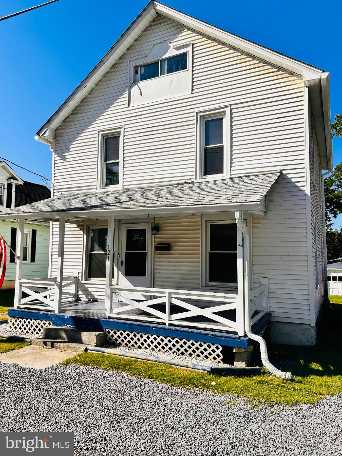 121 SPRUCE STREET