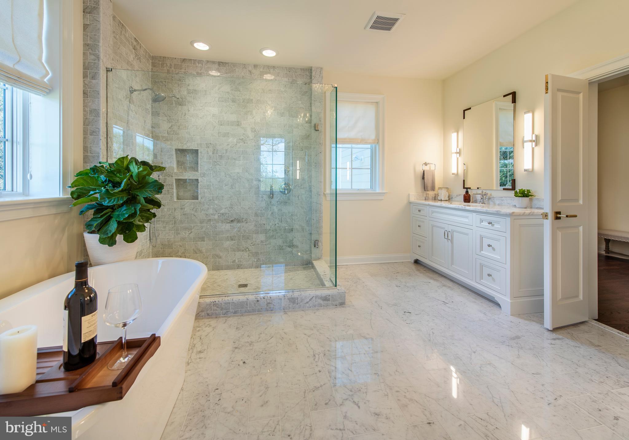 ESTATES AT HOWELL RIDGE - Residential