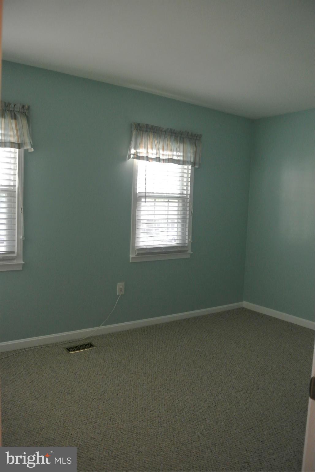 REFLECTION LAKE - Residential