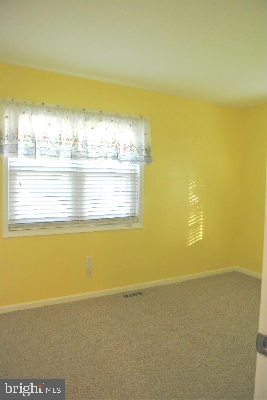 REFLECTION LAKE - Residential