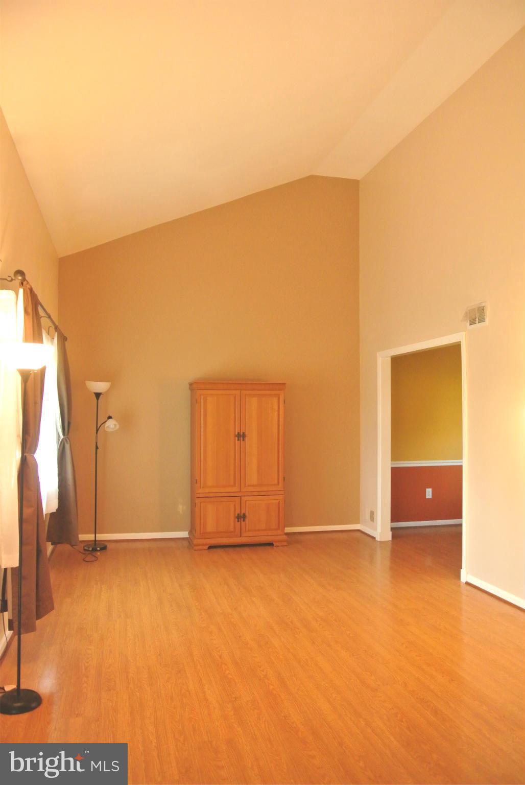 REFLECTION LAKE - Residential