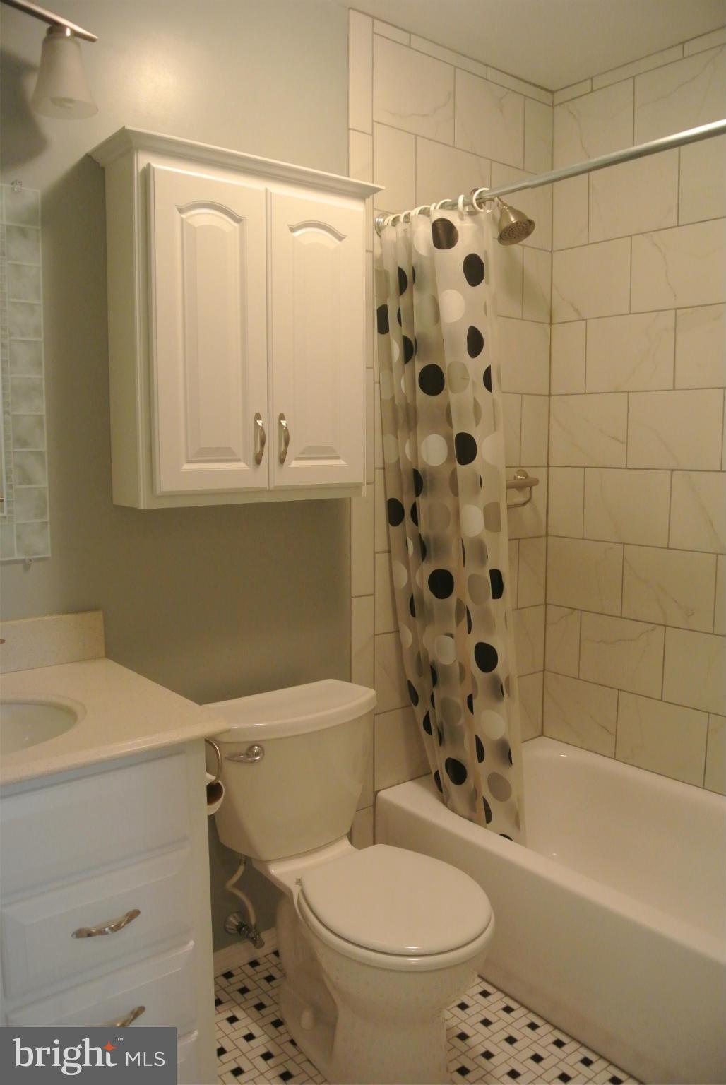 REFLECTION LAKE - Residential