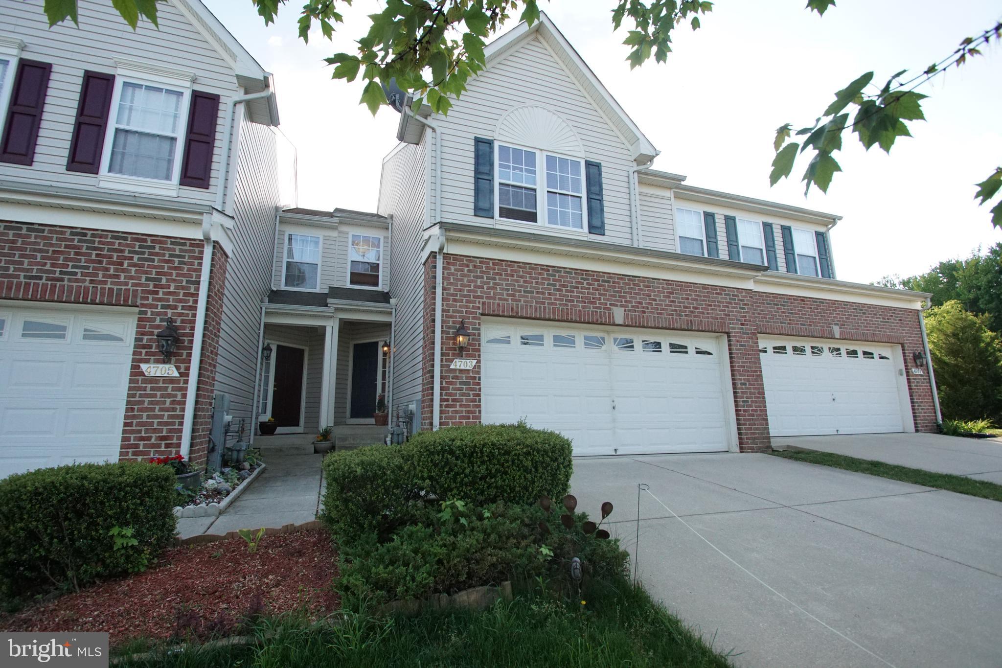 HOLLY WOODS - Residential