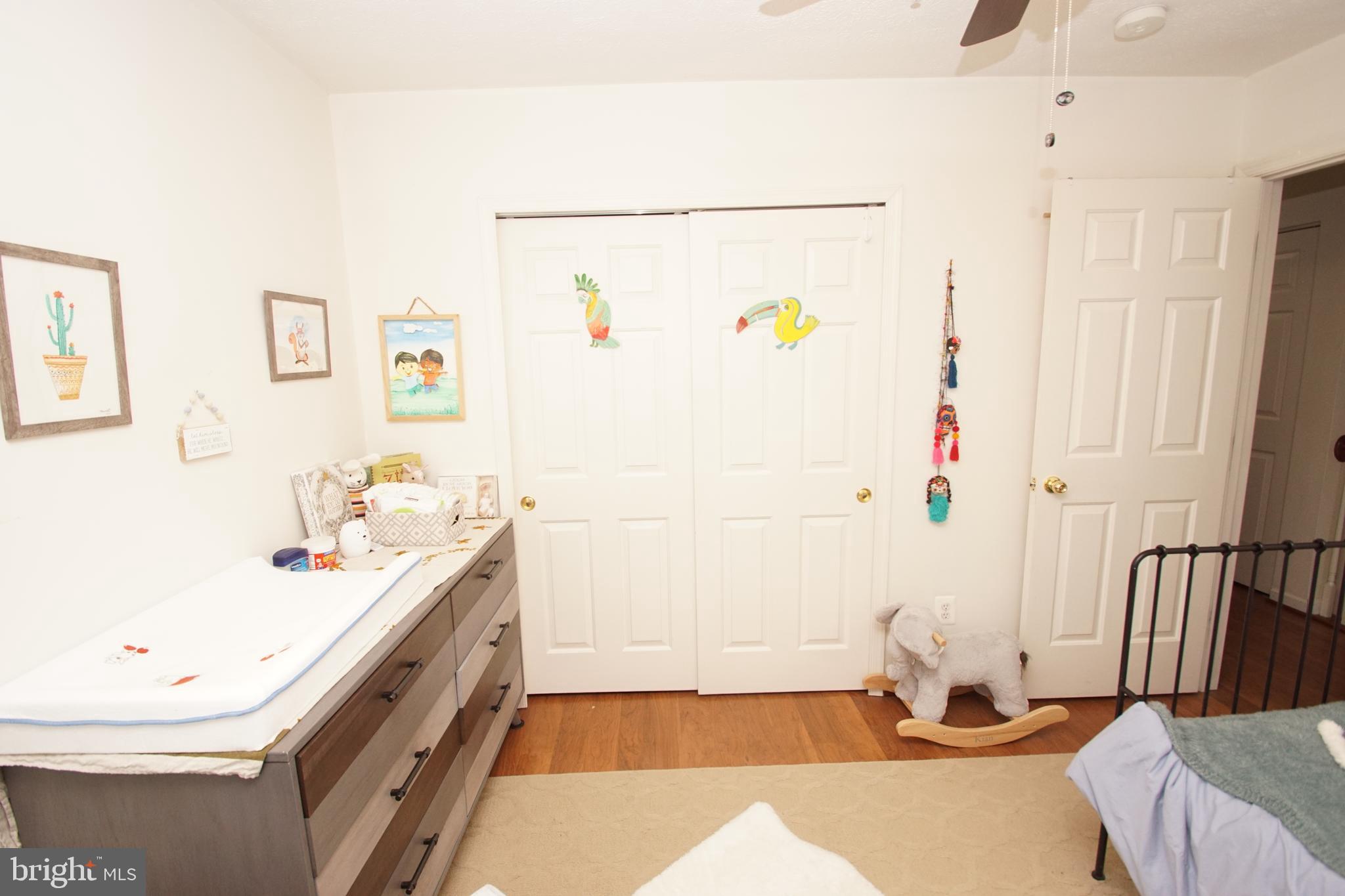 HOLLY WOODS - Residential