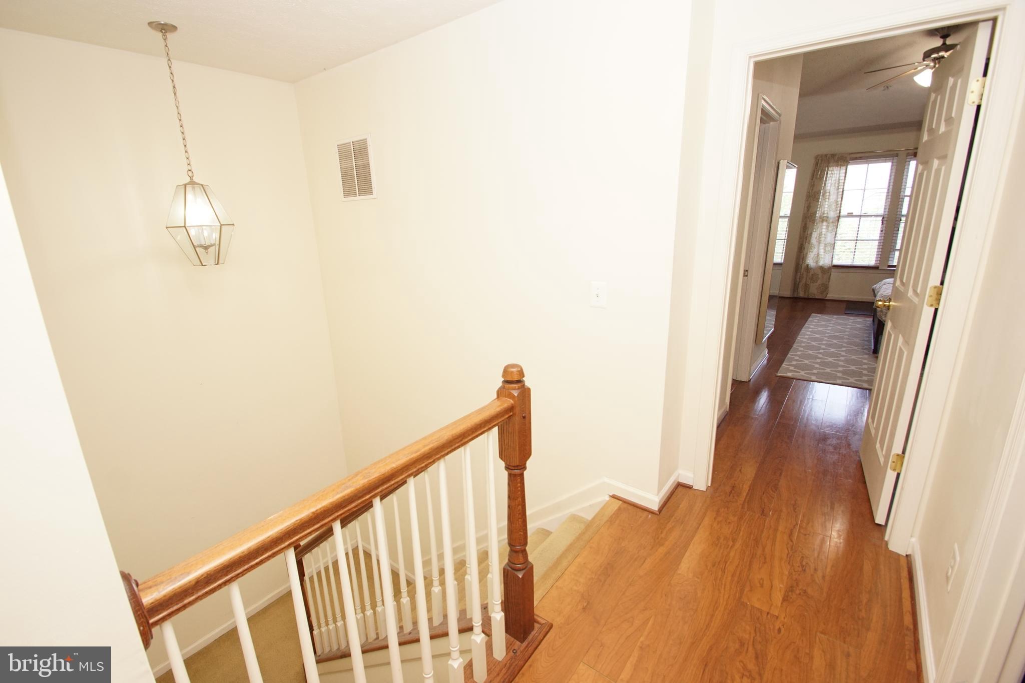 HOLLY WOODS - Residential