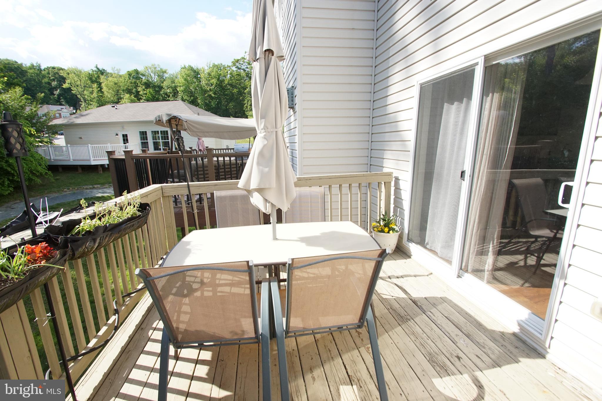 HOLLY WOODS - Residential