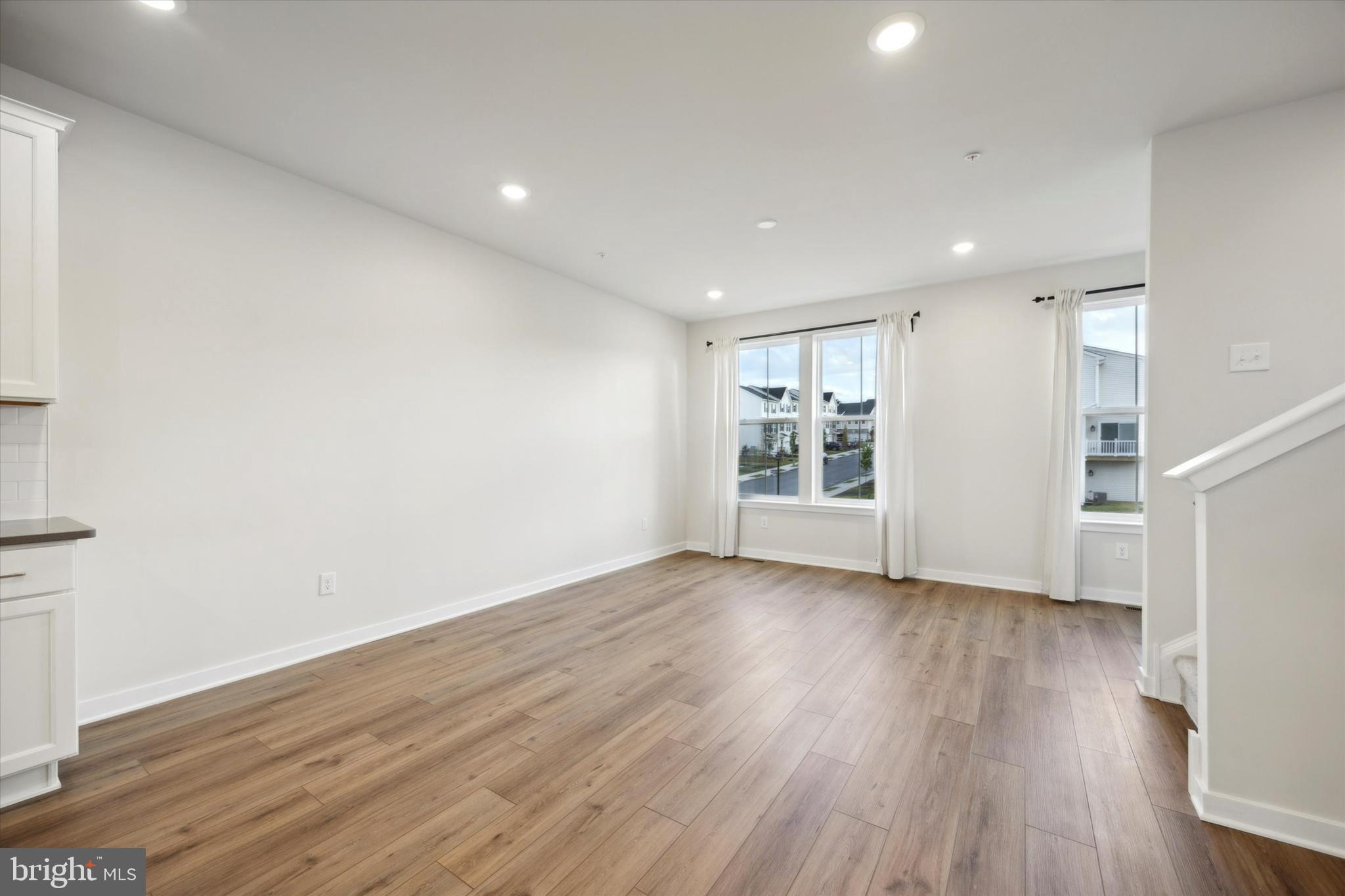 VILLAGES AT CHESTER SPRINGS - Residential Lease