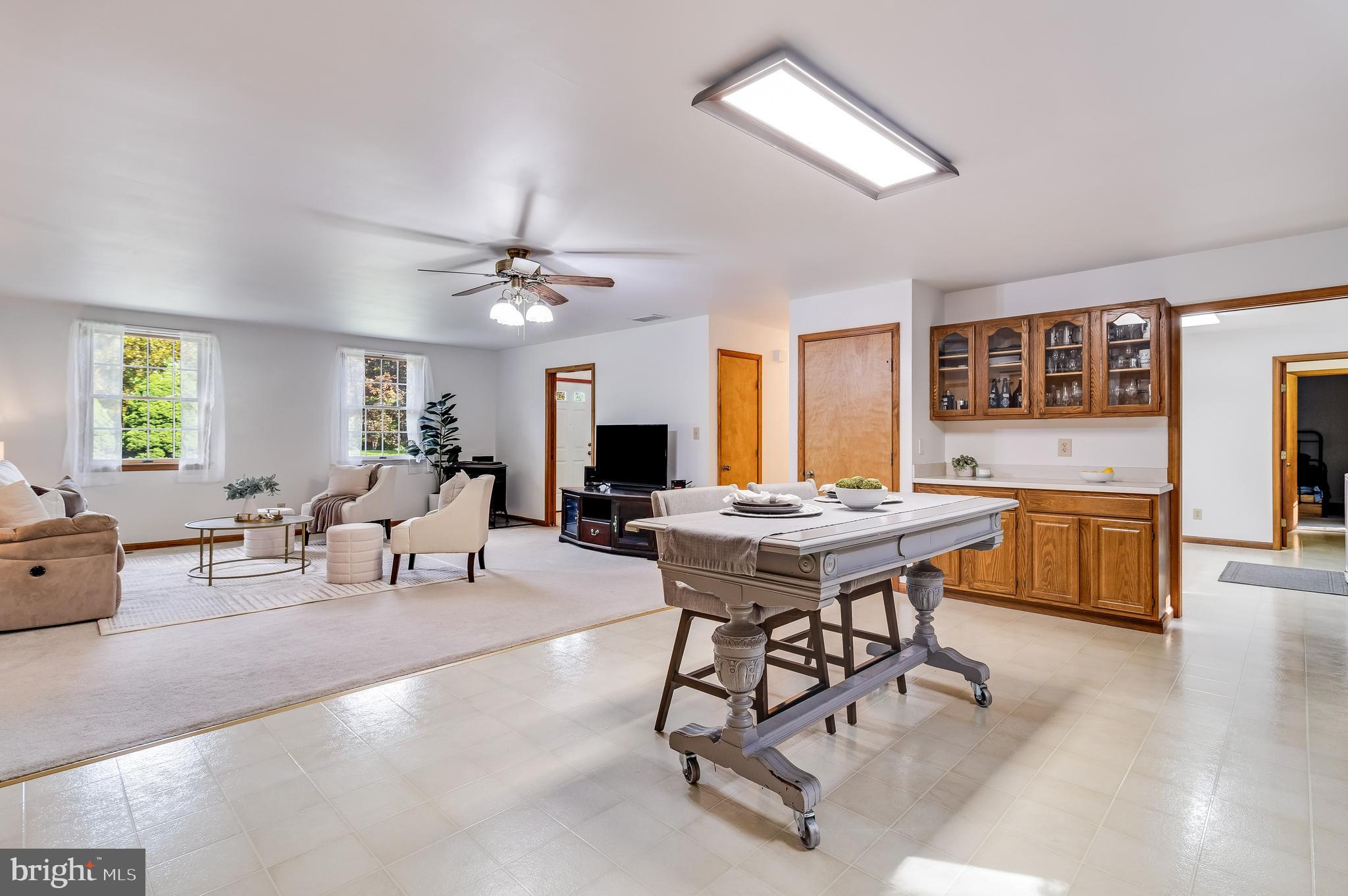 PEACH BLOSSOM FARM - Residential