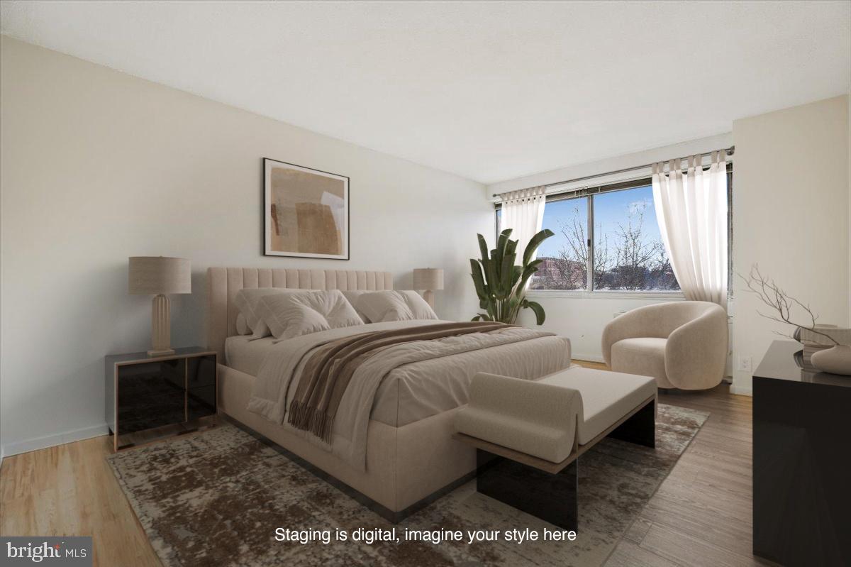 CHEVY CHASE - Residential