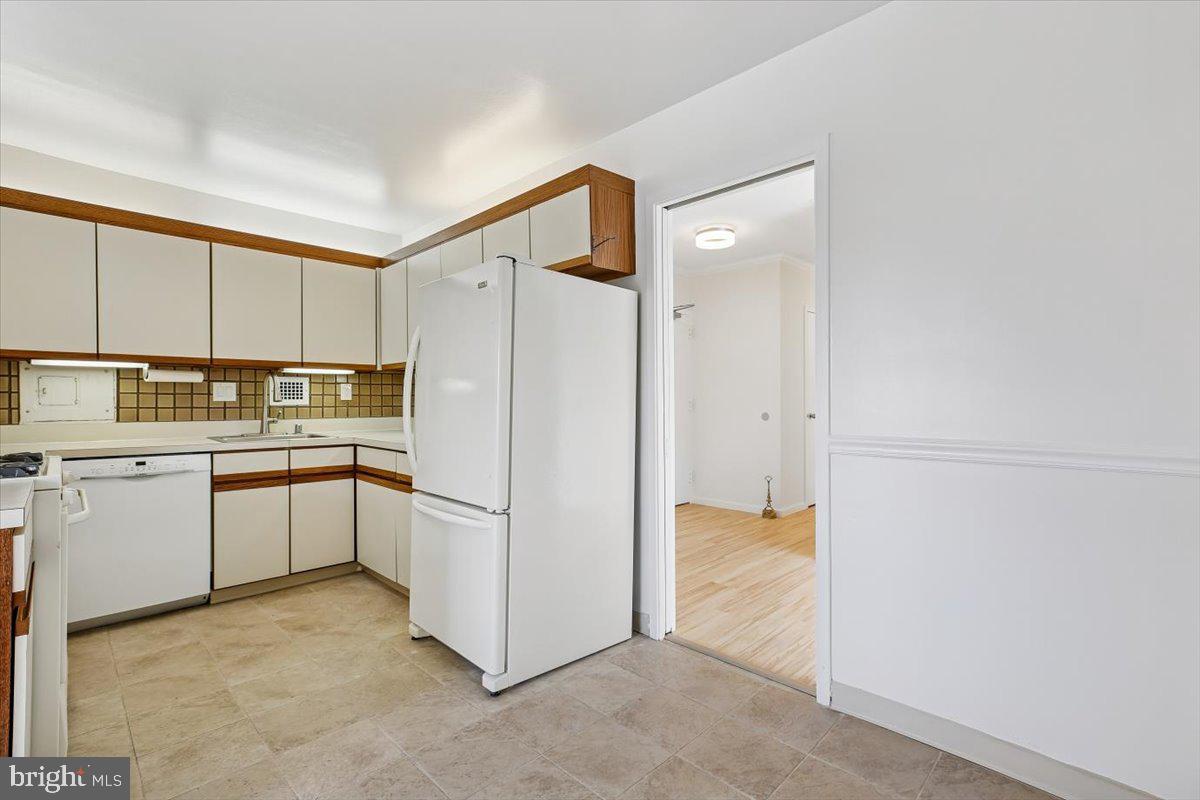 CHEVY CHASE - Residential