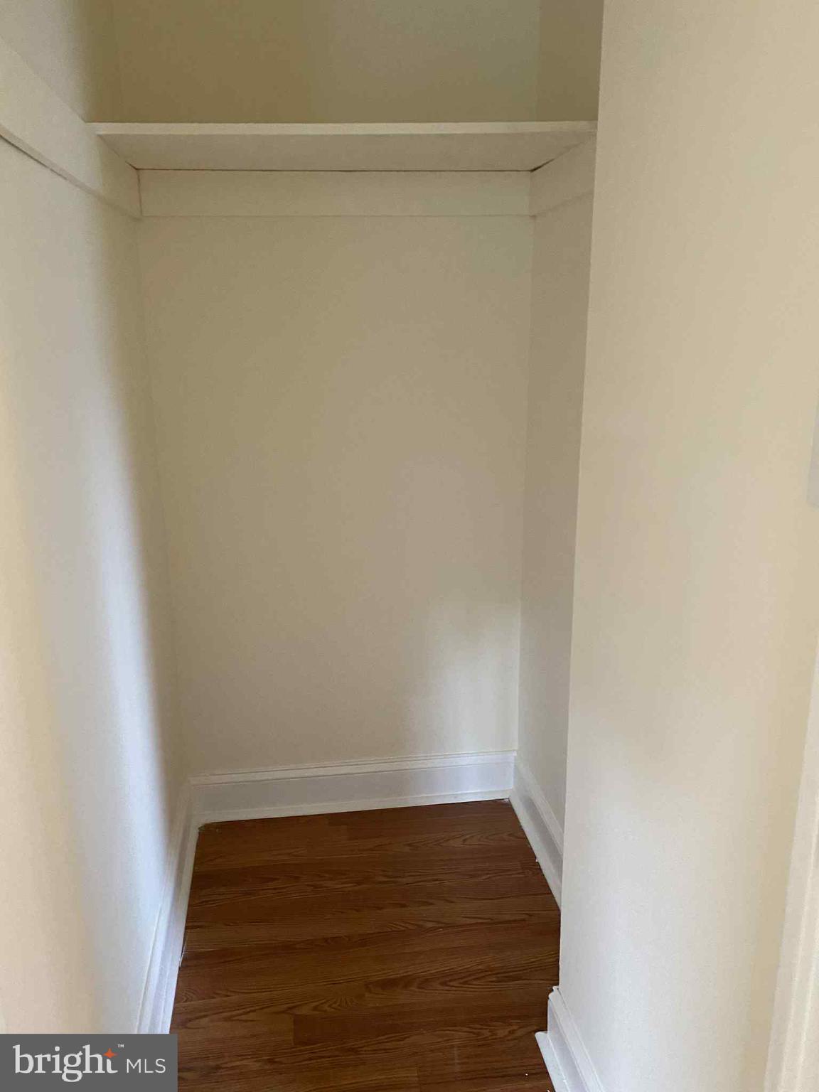 YORKTOWNE SQUARE - Residential