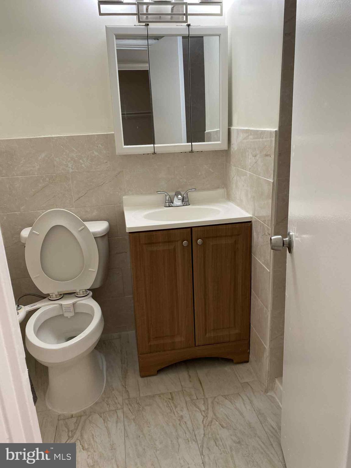 YORKTOWNE SQUARE - Residential