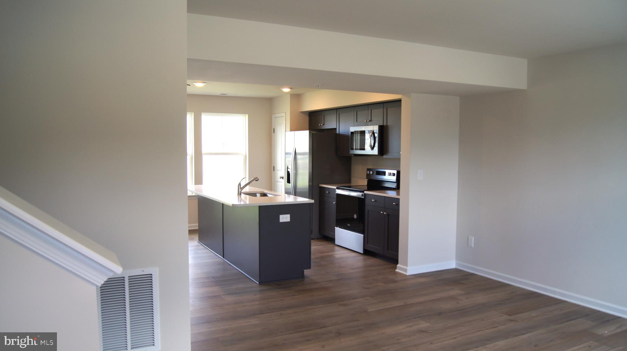 PINTAIL LANDING - Residential