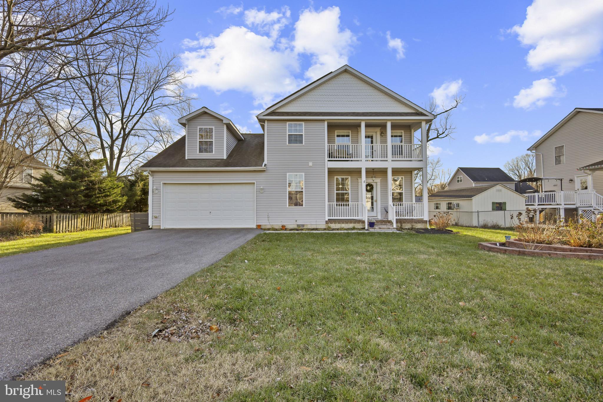 SAUNDERS POINT - Residential