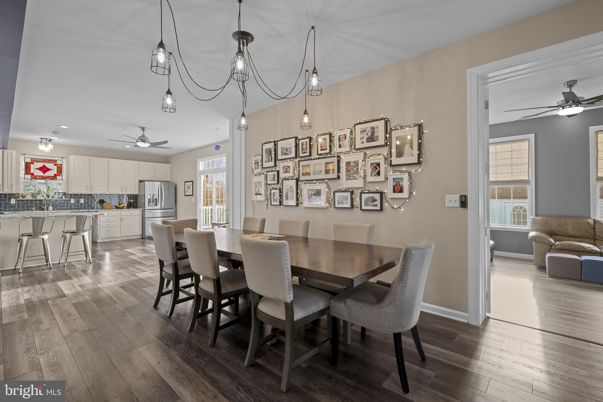 SAUNDERS POINT - Residential