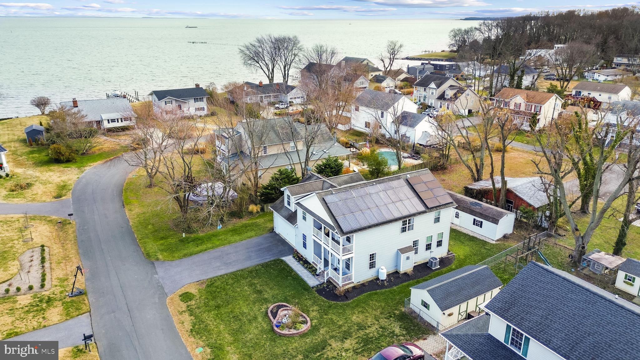 SAUNDERS POINT - Residential