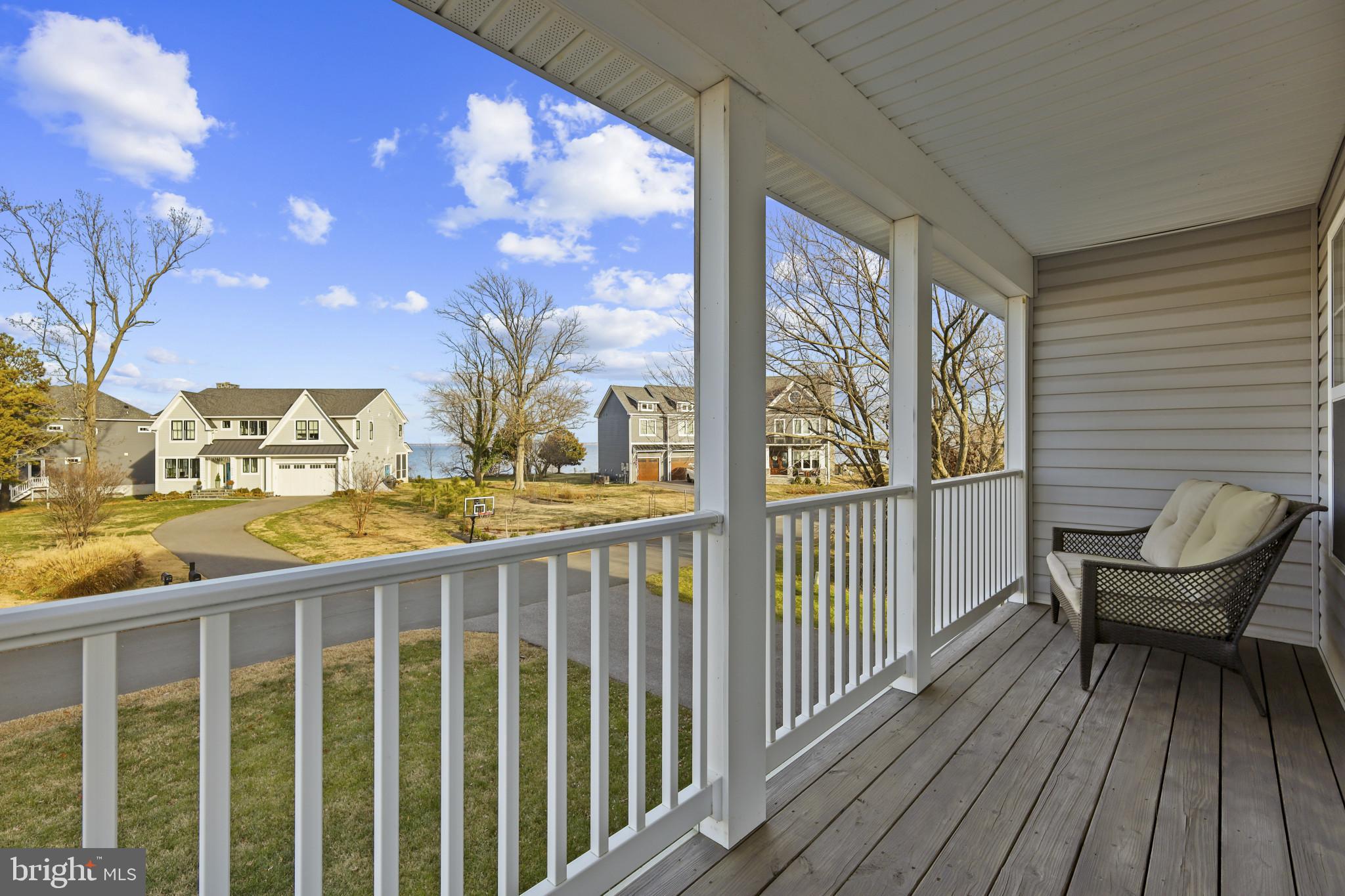 SAUNDERS POINT - Residential