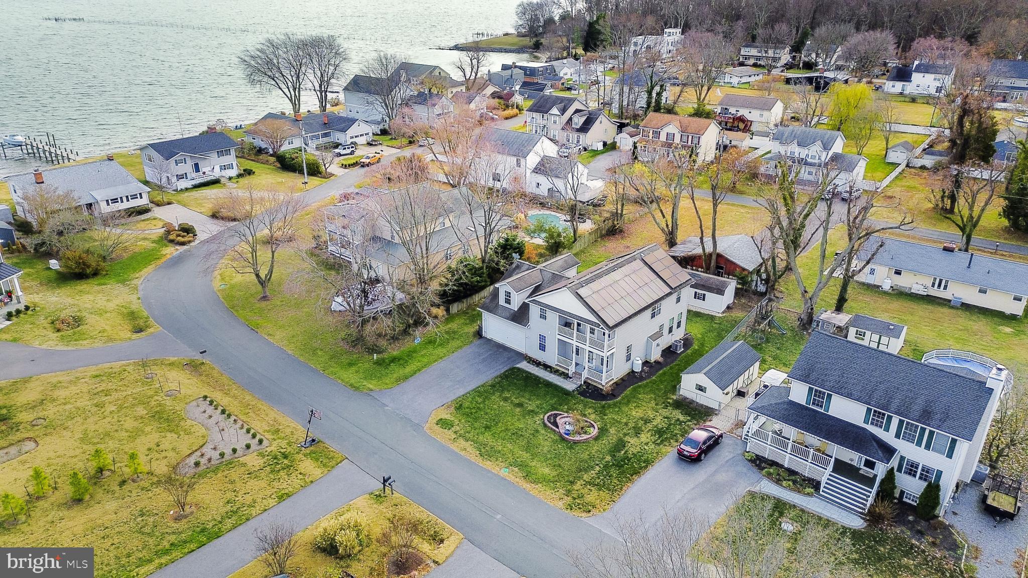 SAUNDERS POINT - Residential