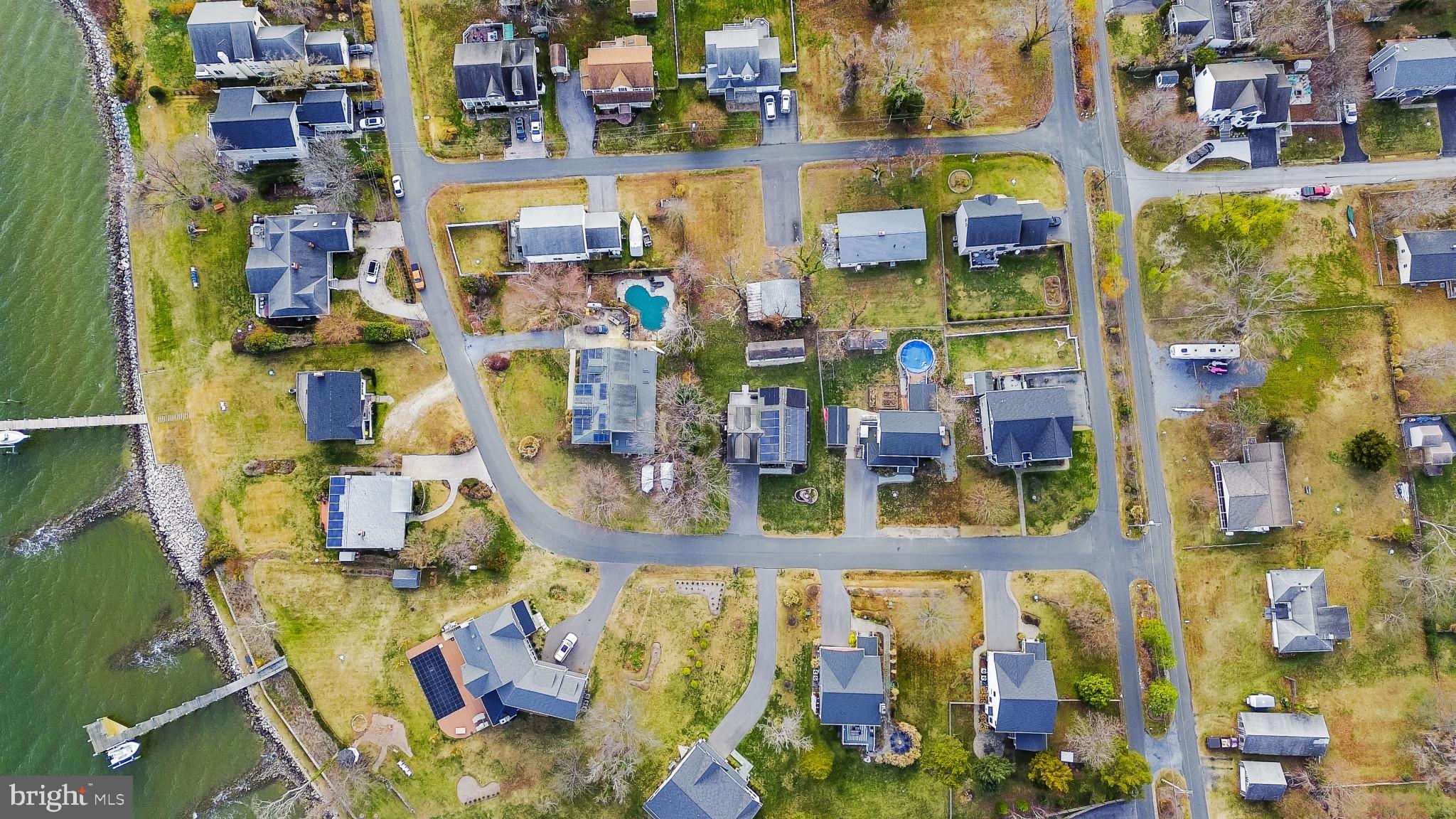 SAUNDERS POINT - Residential