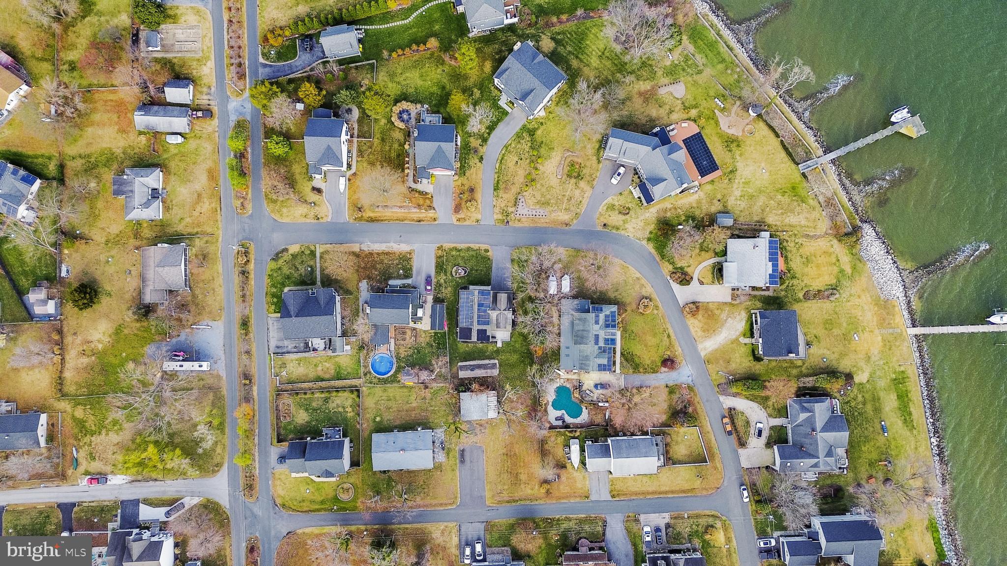 SAUNDERS POINT - Residential