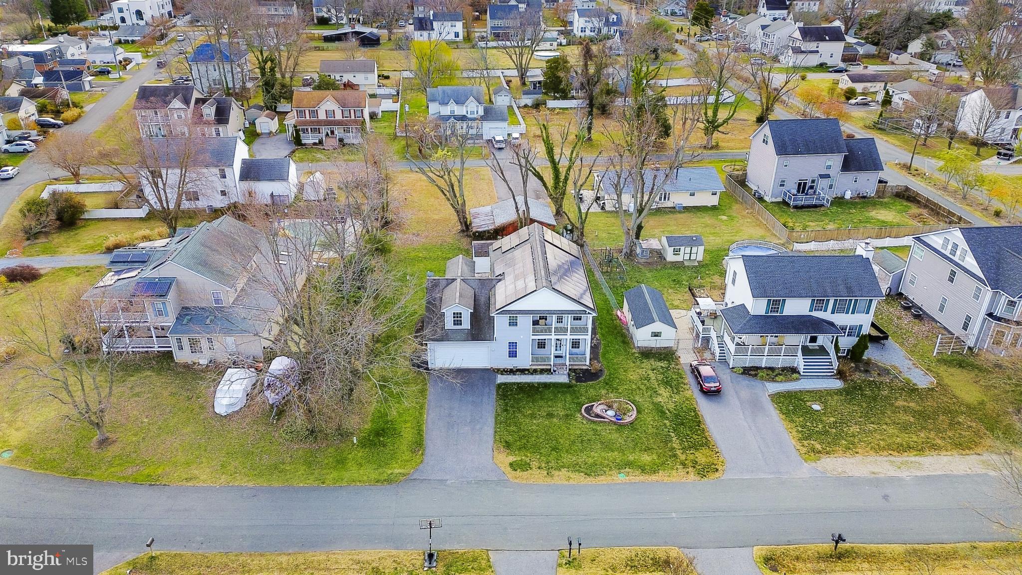 SAUNDERS POINT - Residential