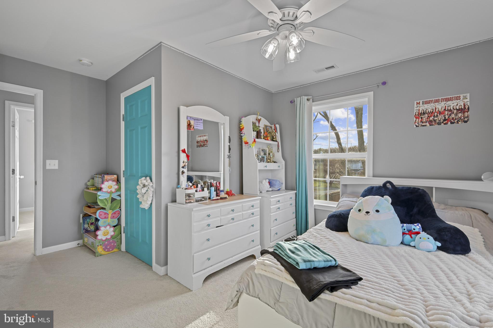 SAUNDERS POINT - Residential