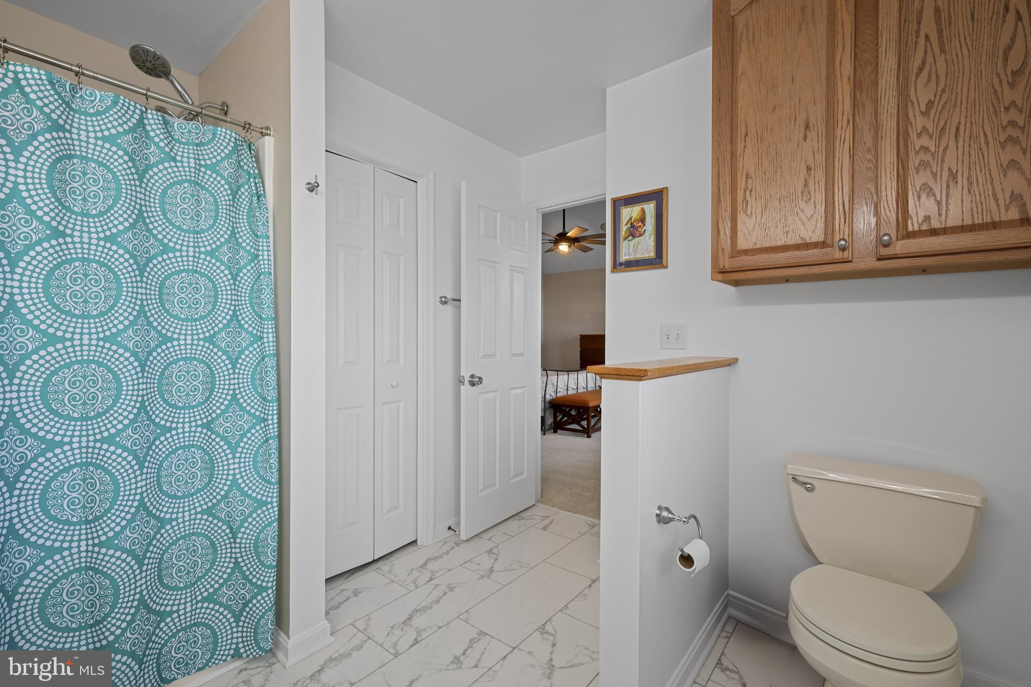 SAUNDERS POINT - Residential