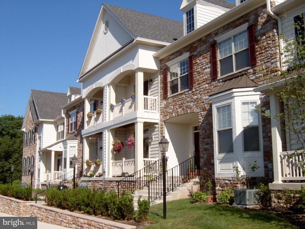 HERITAGE GREEN - Residential Lease