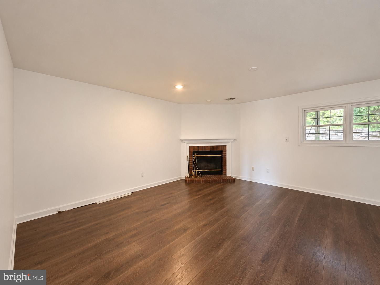 6634 FROST LAKE LANE